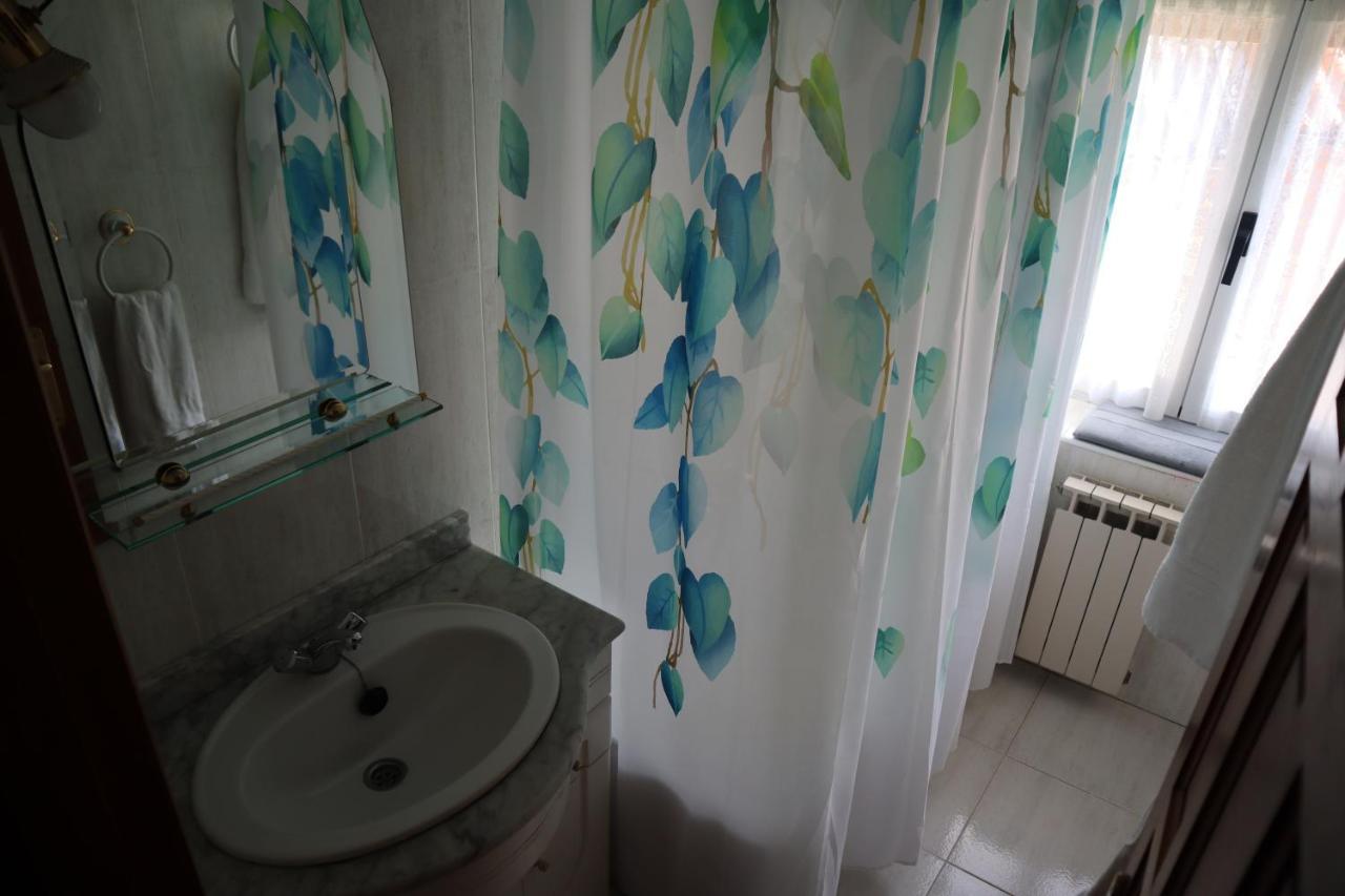 Casa Rural Cares Santa Maria de Valdeon Екстер'єр фото
