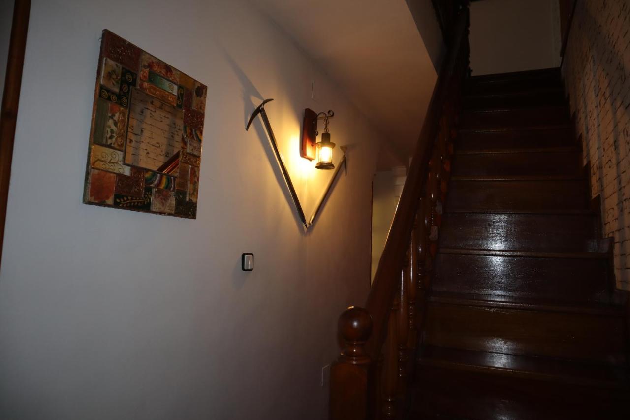 Casa Rural Cares Santa Maria de Valdeon Екстер'єр фото